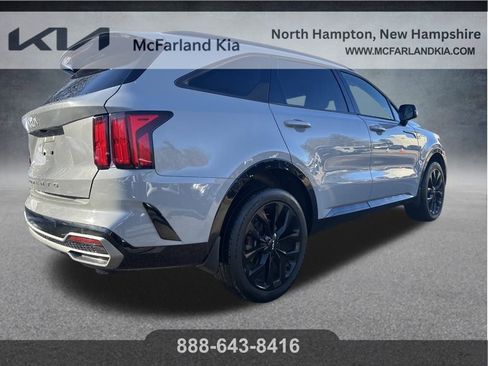 Used 2022 Kia Sorento SX image 7