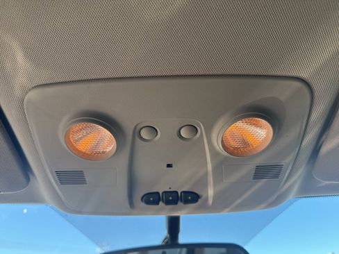 Used 2017 Buick Enclave Leather image 17