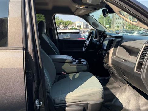 Used 2016 RAM 3500 Tradesman w/ Popular Equipment Group RWD image 10