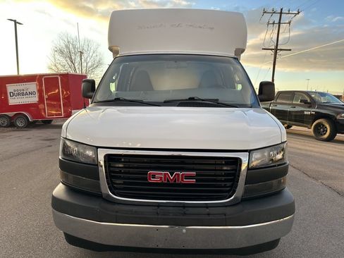 Used 2020 GMC Savana 3500 w/ Power Convenience Package RWD image 4