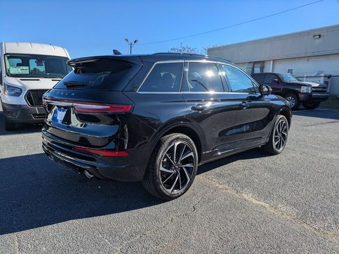 New 2025 Lincoln Corsair Grand Touring w/ Equipment Group 301A AWD/4WD image 4