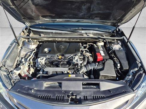 Used 2018 Toyota Camry SE w/ Convenience Package FWD image 23