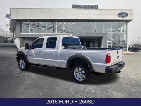 Used 2016 Ford F250 Lariat w/ Lariat Ultimate Package AWD/4WD image 6