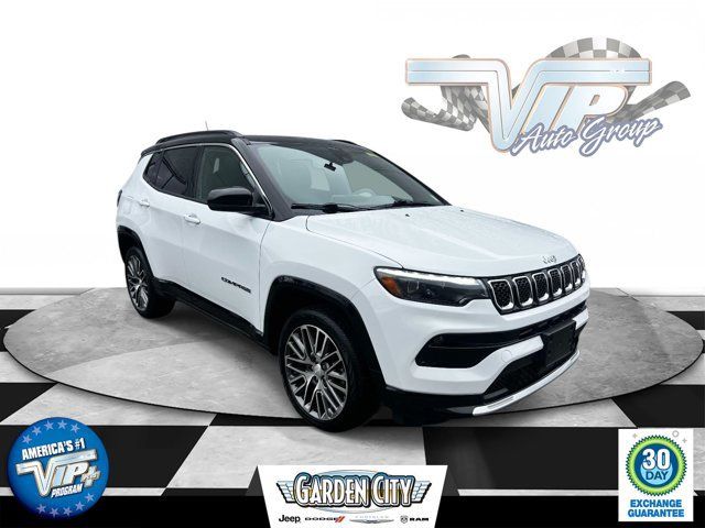 Used 2023 Jeep Compass Limited w/ Elite Group AWD/4WD image 1