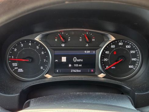 Used 2022 GMC Terrain SLE w/ Driver Convenience Package FWD image 21