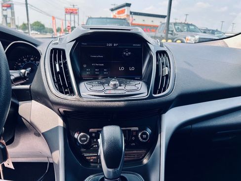 Used 2015 Ford Escape SE w/ Equipment Group 201A image 15