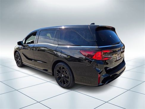 Certified 2025 Honda Odyssey Sport-L image 7