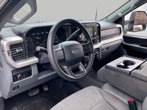 Used 2025 Ford F250 XLT image 18