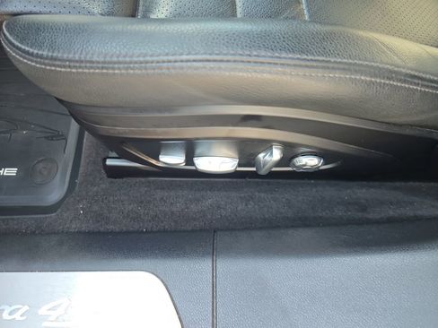 Used 2017 Porsche Panamera 4S image 20