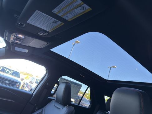 New 2026 Ford Explorer ST-Line w/ ST-Line Street Pack AWD/4WD image 27