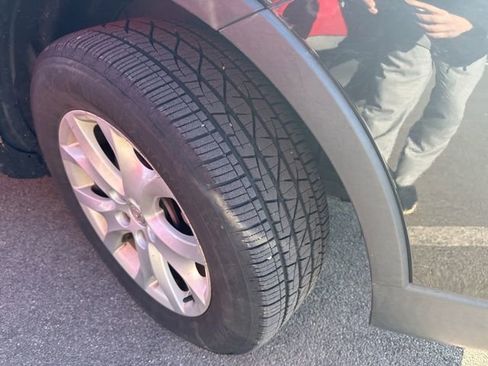 Used 2012 MAZDA CX-9 Touring w/ Moonroof & Bose Audio Pkg image 19