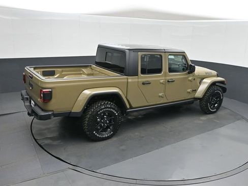New 2026 Jeep Gladiator Sport AWD/4WD image 30