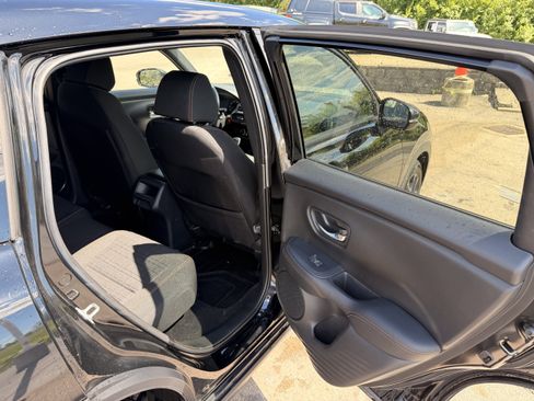 Used 2025 Honda HR-V Sport image 13