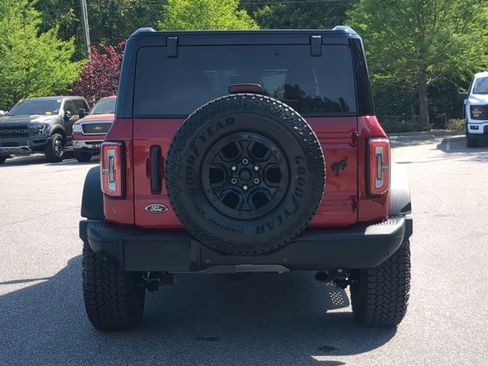 Certified 2025 Ford Bronco Badlands image 5