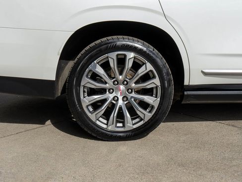 Used 2021 GMC Yukon Denali image 40