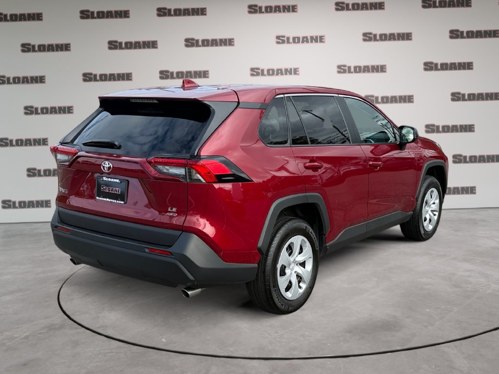 Used 2025 Toyota RAV4 LE AWD/4WD image 5