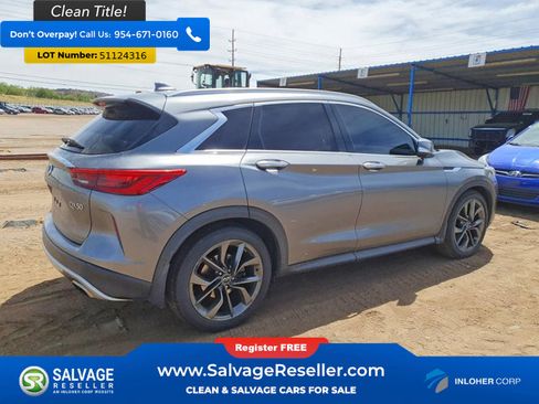 Used 2019 INFINITI QX50 Essential w/ Sensory Package AWD/4WD image 4