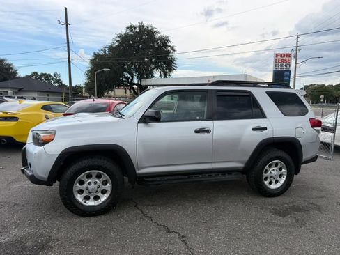 Used 2011 Toyota 4Runner Trail AWD/4WD image 8