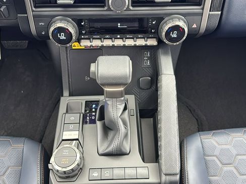 New 2026 Toyota 4Runner 4WD image 31