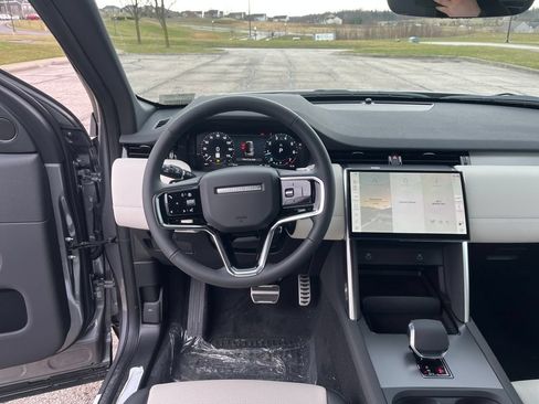 New 2026 Land Rover Discovery Sport Landmark AWD/4WD image 13