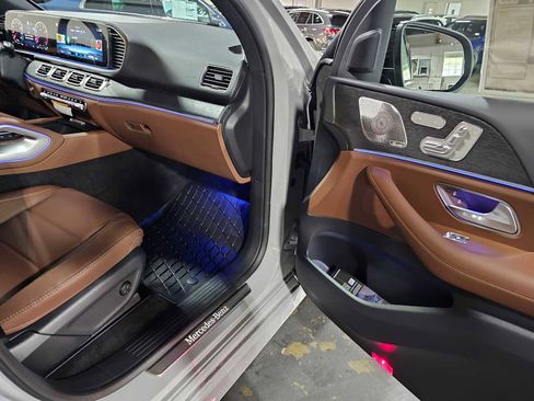 New 2026 Mercedes-Benz GLE 450 4MATIC image 10