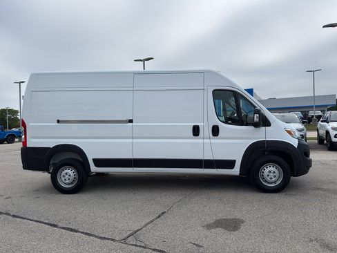 New 2026 RAM ProMaster 3500 w/ Convenience Group image 4