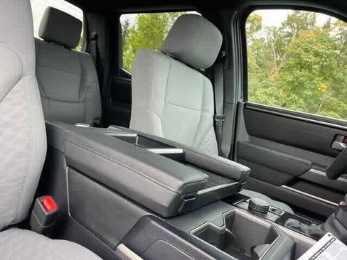 New 2025 Toyota Tundra SR5 image 16