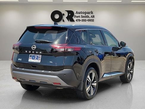 Used 2022 Nissan Rogue SL w/ SL Premium Package FWD image 5