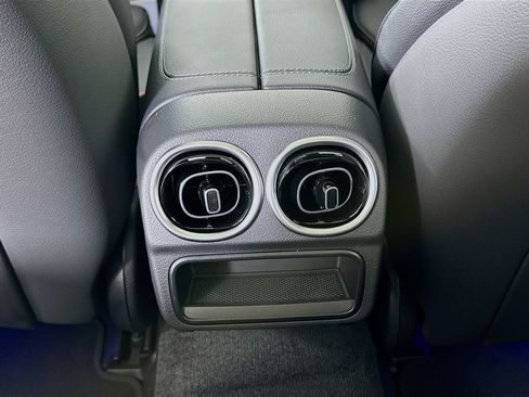 New 2026 Mercedes-Benz C 300 Sedan image 28