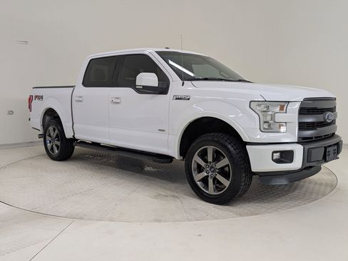 Used 2015 Ford F150 Lariat w/ Equipment Group 502A Luxury image 7