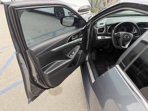 Used 2020 Nissan Maxima 3.5 SV w/ Floor Mat Group FWD image 6