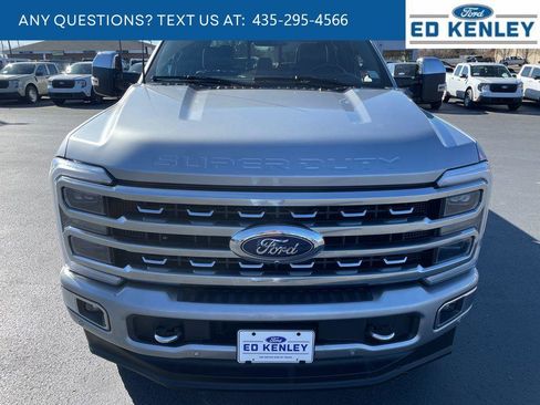 Used 2024 Ford F350 Platinum w/ FX4 Off-Road Package image 31