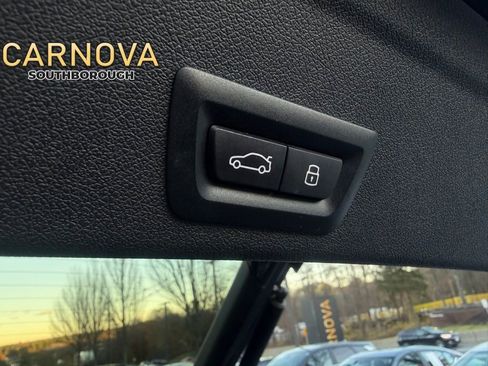 Used 2025 BMW X6 xDrive40i image 9