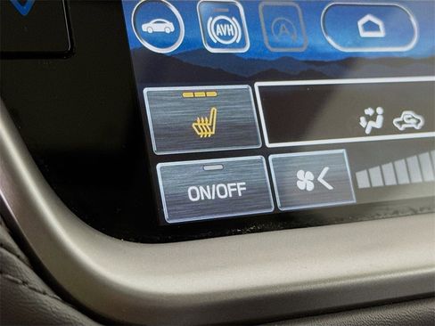 Certified 2025 Subaru Outback Limited image 14