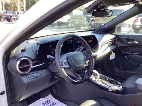 New 2026 Chevrolet Trax RS w/ Sunroof Package image 26