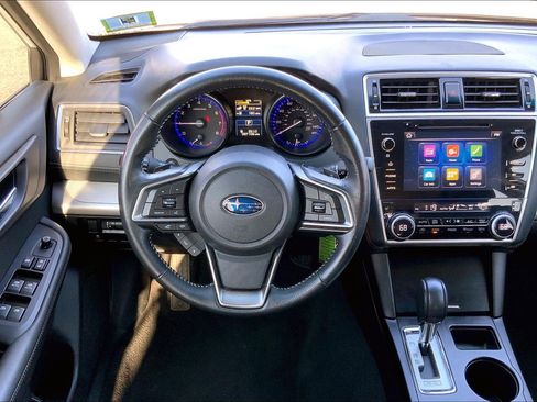Used 2018 Subaru Outback 2.5i Premium image 5