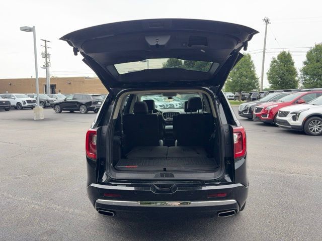 Used 2020 GMC Acadia Denali w/ Denali Ultimate Package AWD/4WD image 6