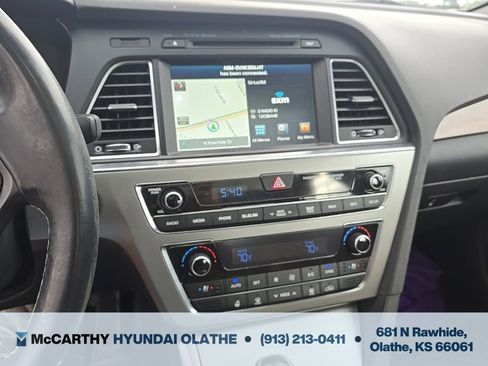 Used 2015 Hyundai Sonata Limited w/ Option Group 06 FWD image 5