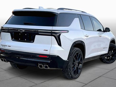 Used 2024 Chevrolet Traverse RS image 14