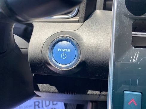 Used 2021 Toyota Avalon XLE w/ Moonroof Package FWD image 16