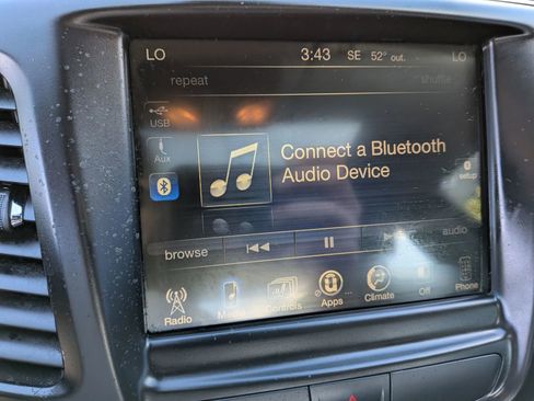 Used 2016 Chrysler 200 Limited w/ Anniversary Edition image 45