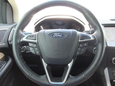 Used 2020 Ford Edge SEL w/ Convenience Package FWD image 23