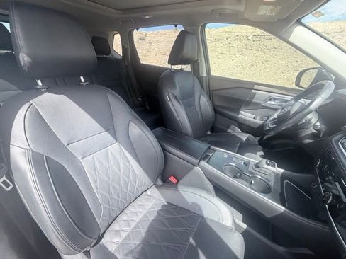 Certified 2022 Nissan Rogue Platinum w/ Head-Up Display Package image 33