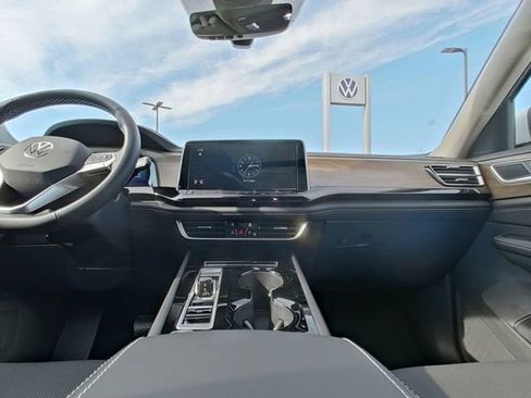 New 2026 Volkswagen Atlas SE AWD/4WD image 26