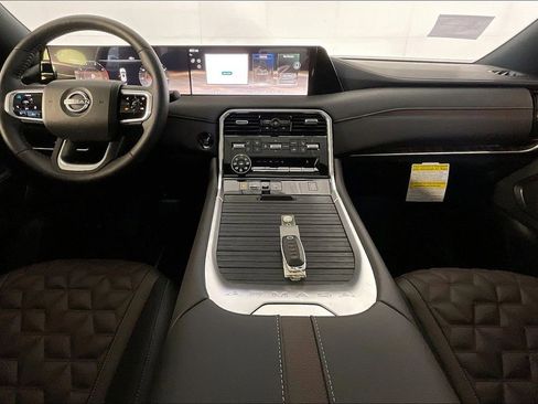 New 2026 Nissan Armada Platinum AWD/4WD image 2