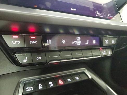 Used 2024 Audi A3 2.0T Premium w/ Convenience Package image 28