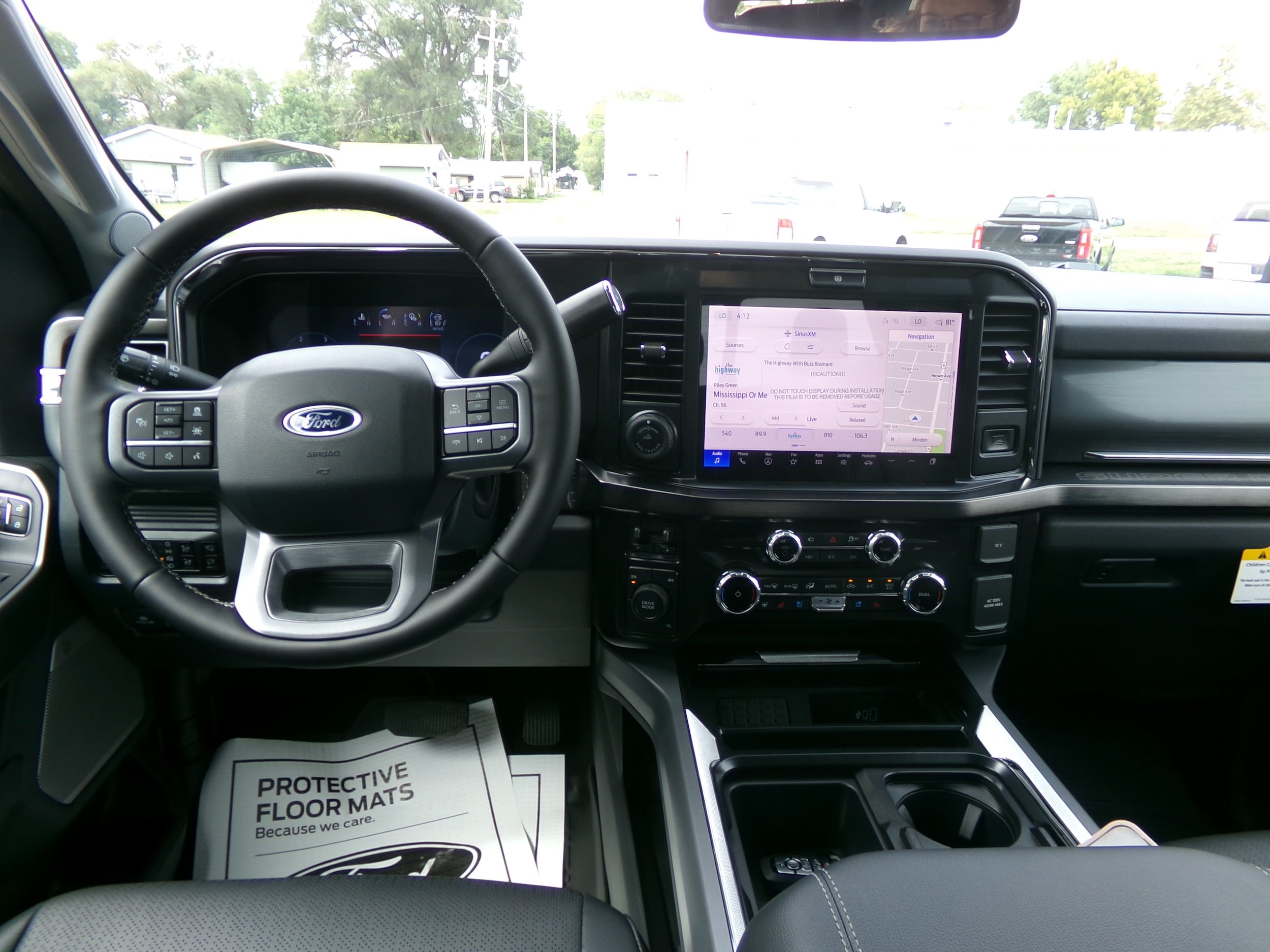 New 2025 Ford F250 Lariat w/ Lariat Ultimate Package AWD/4WD image 13