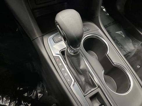 Used 2024 Chevrolet Equinox LT image 20