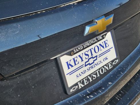 Used 2024 Chevrolet Equinox LT image 11