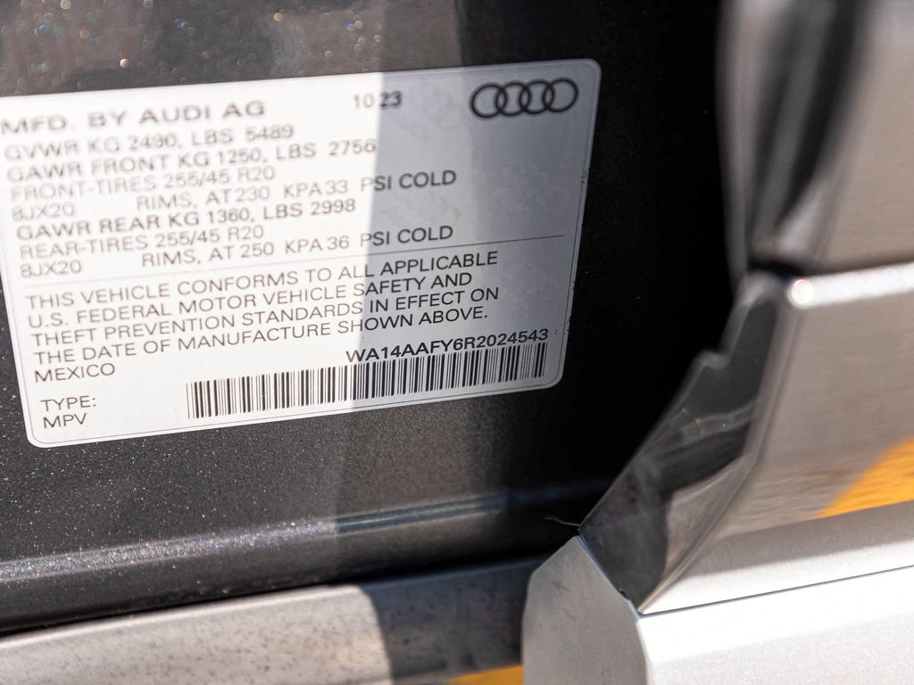 Used 2024 Audi Q5 2.0T Premium w/ Convenience Package AWD/4WD image 16